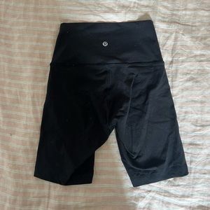 Lululemon black biker shorts